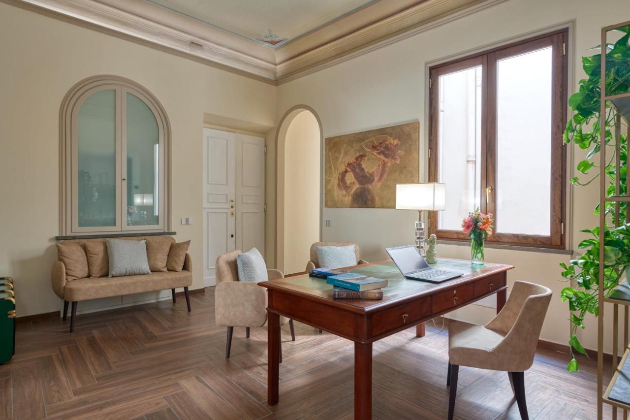 Residenza Mondragone Bed & Breakfast Florenţa Exterior foto